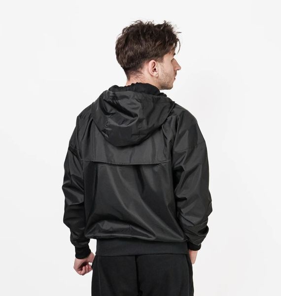 Вітровка Nike (чорна) DA0001-010 фото